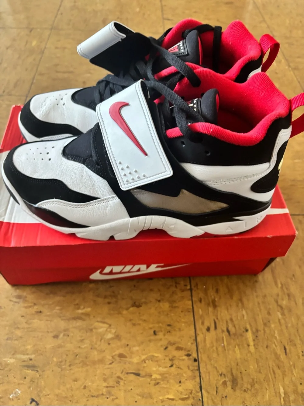 Nike classic sneakers